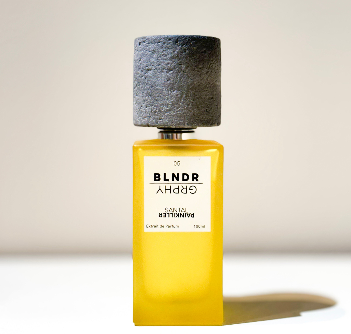 05 Santal Painkiller - Blndrgrphy