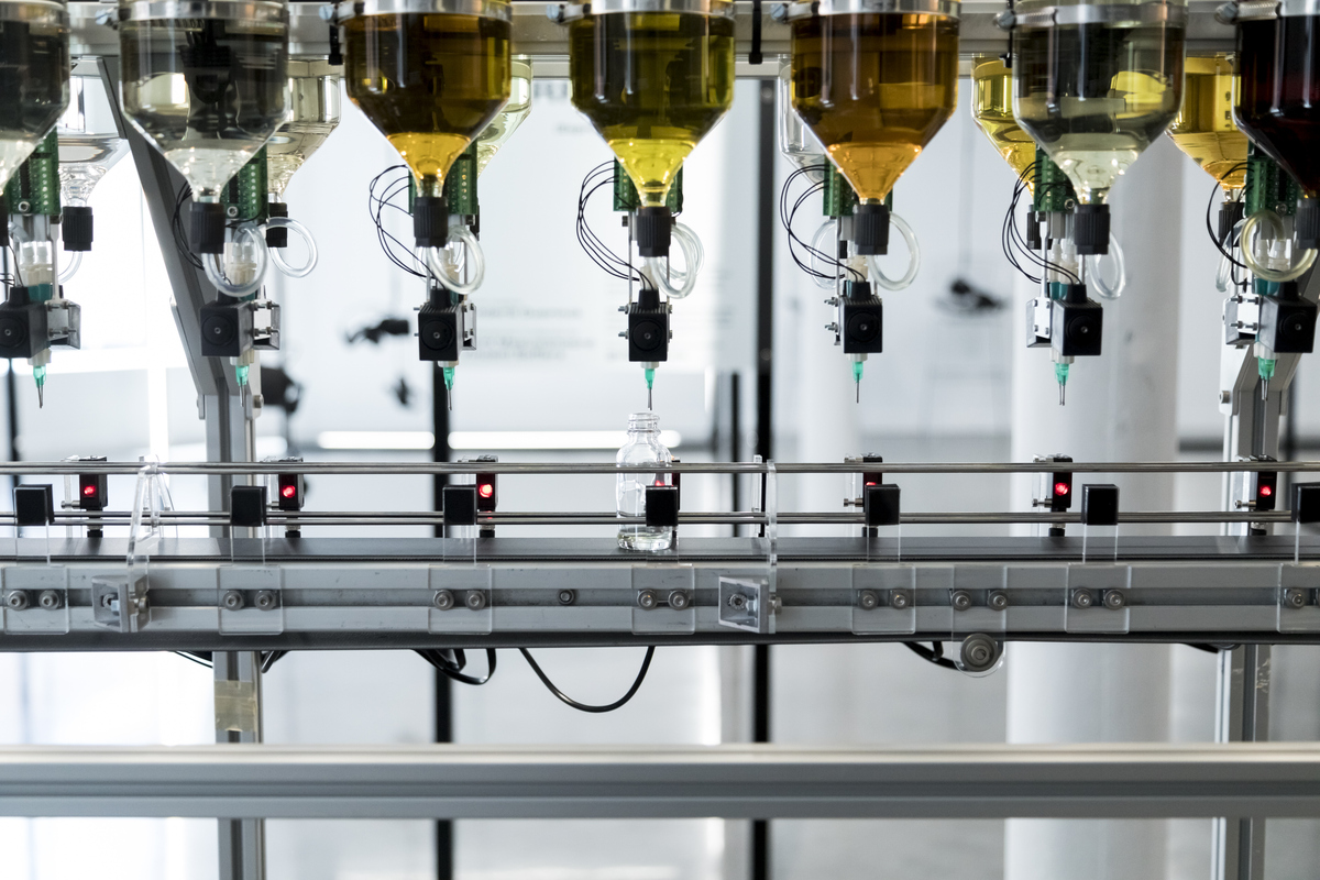 The machine uses 46 different fragrance chords, each consisting of a combination of five to eight selected ingredients&nbsp;
